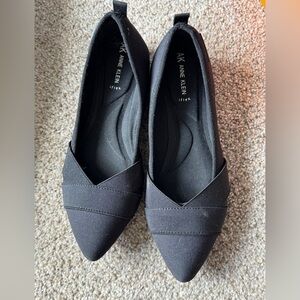Anne Klein black flats size 7.5